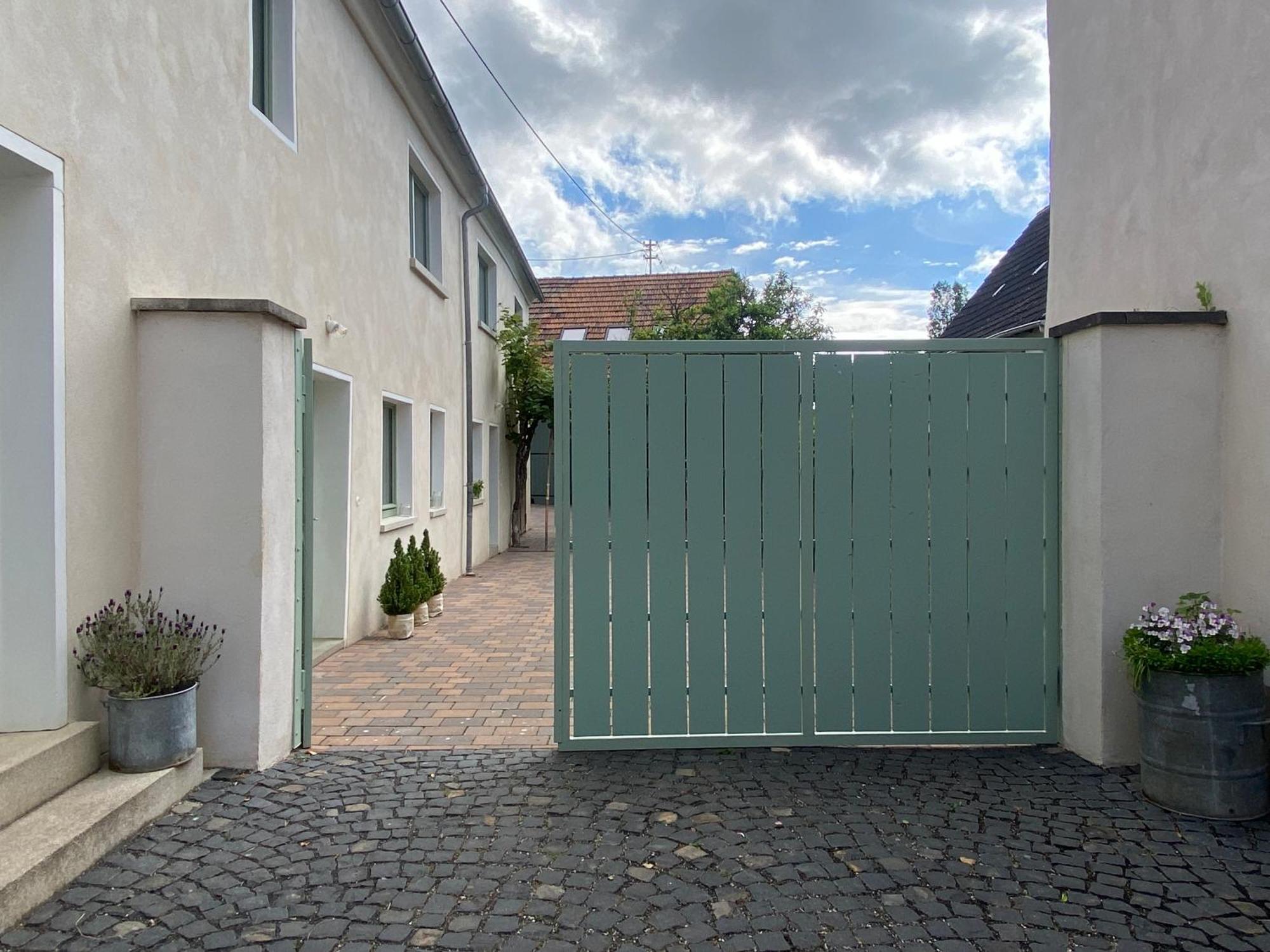 Zum Schockelgaul Gaestehaus Forst an der Weinstrasse Luaran gambar